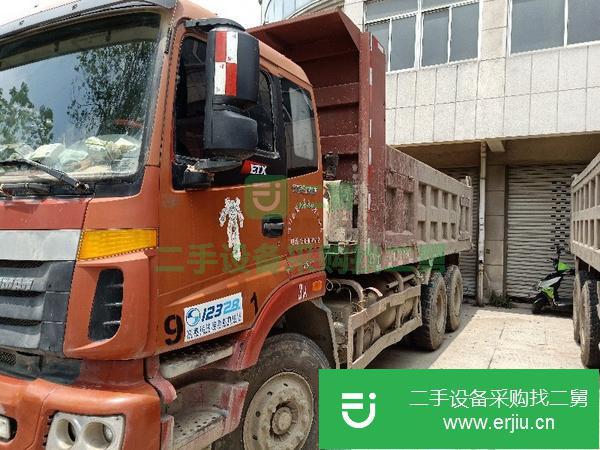 轉(zhuǎn)讓二手的福田歐曼ETX340馬力牽引車
