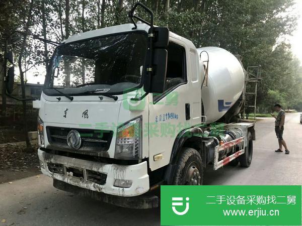 轉讓17年6方東風小型攪拌罐車，進口泵 ，價格不高
