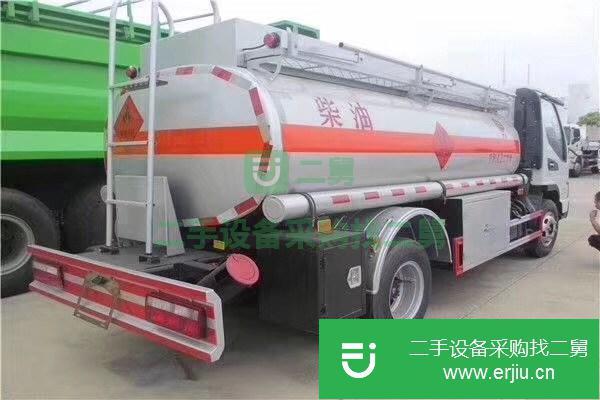 轉讓5噸油罐車