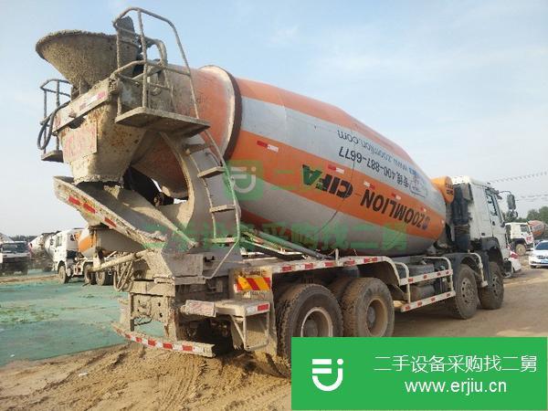 轉讓二手的16年國四豪沃中聯上裝,大18方罐攪拌車,車況精品,手續齊全
