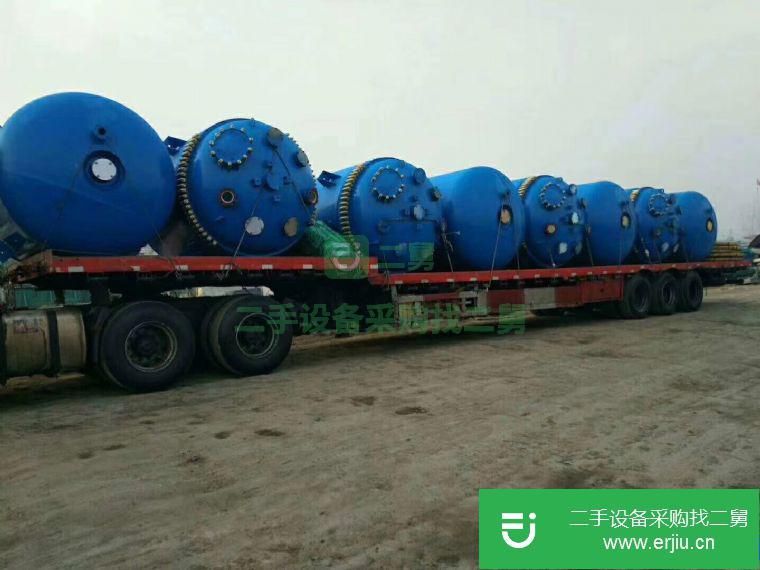 轉讓出售九成新二手搪瓷反應釜