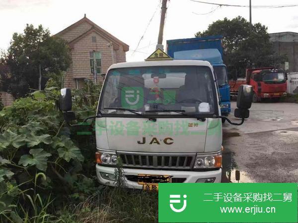 轉讓精品5噸油罐車
