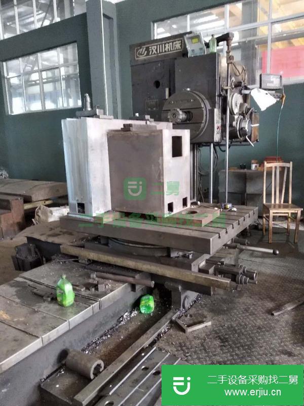 轉(zhuǎn)讓漢川機(jī)床臥式銑鏜床。型號(hào)T644C