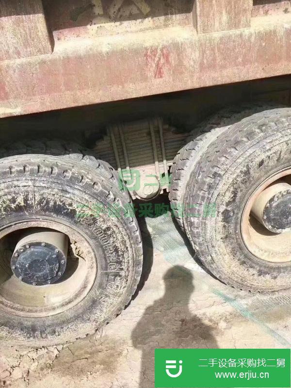 轉(zhuǎn)讓處理二手工程渣土車德龍5米8 二手后八輪工程自卸車