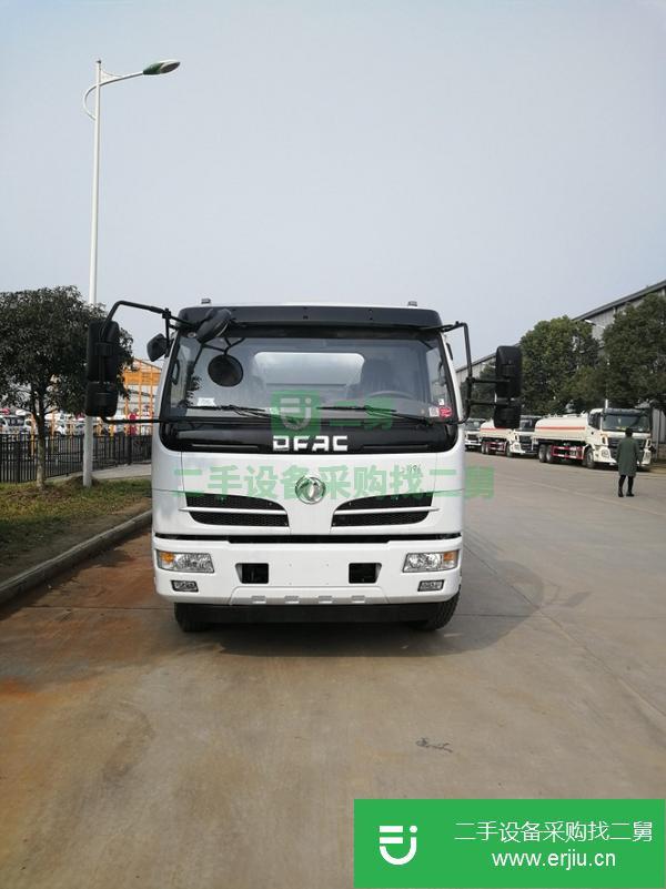 轉(zhuǎn)讓東風(fēng)多利卡8噸加油車現(xiàn)車兩臺(tái) 已上戶