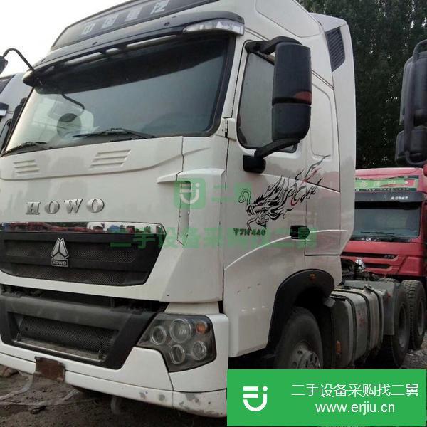 二手的九成新的15年國四豪沃T7牽引車急轉