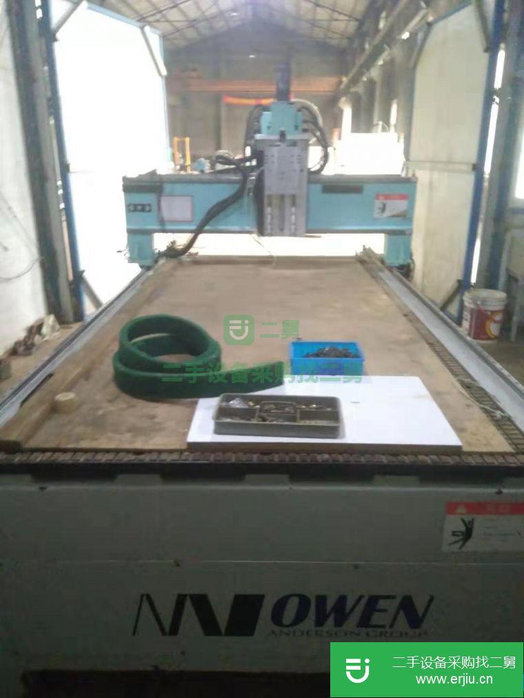 轉(zhuǎn)讓:出售二手雕刻機(jī)歐文