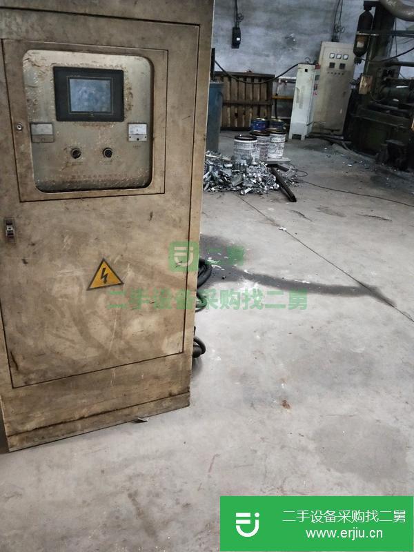 轉讓處理一臺2010年益格200噸壓鑄機,機器正在使用中。