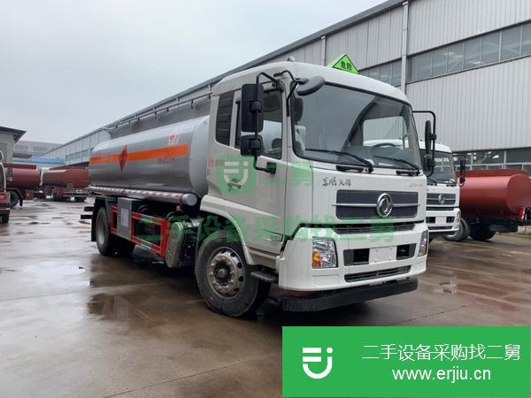 轉讓10噸不超載油罐車