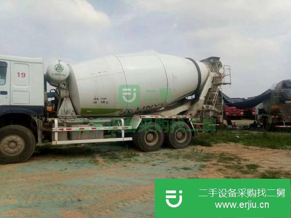 轉讓二手的17年國五豪沃攪拌車