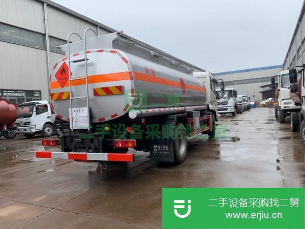轉讓10噸不超載油罐車