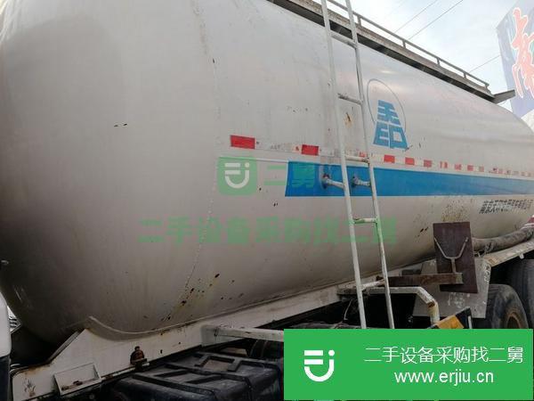 轉(zhuǎn)讓一六年?yáng)|風(fēng)天龍砂漿罐車(chē)牽引車(chē)