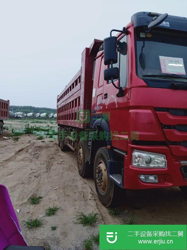 出售17年二手豪沃自卸車 380馬力 前四后八輪