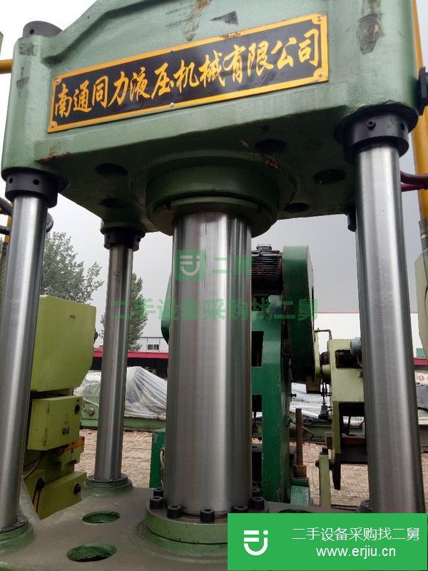 出售精品18年100噸柱液壓機兩臺,安裝少用。