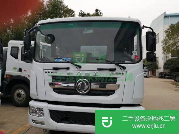 轉(zhuǎn)讓東風(fēng)多利卡D9灑水車(chē)