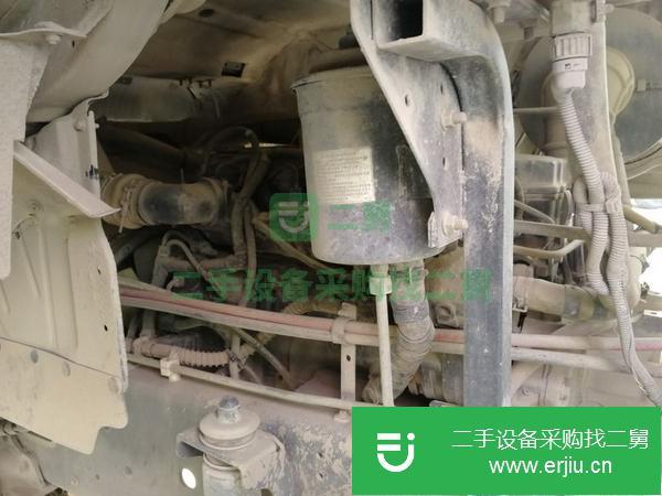 轉(zhuǎn)讓一六年?yáng)|風(fēng)天龍砂漿罐車(chē)牽引車(chē)