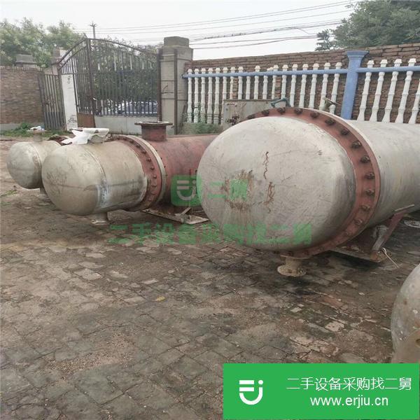 出售一批列管換熱器,材質316L,型號有180平方