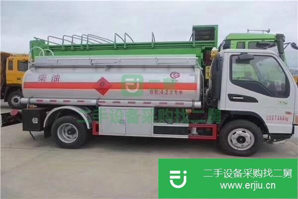 轉讓5噸油罐車