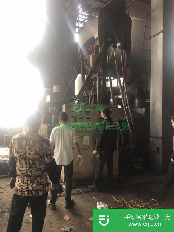 轉(zhuǎn)讓出售通過式拋丸機(jī),門寬兩米九高一米,