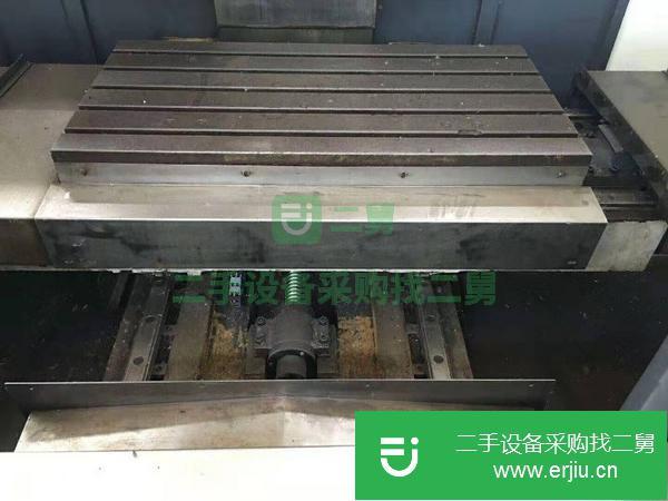 轉讓云南850立式車床加工中心一臺,低價處理