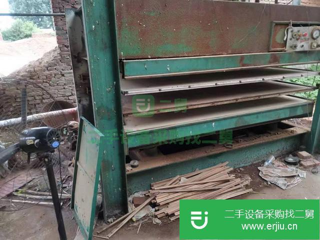 轉(zhuǎn)讓出售二手九成新熱壓機(jī)4壓3