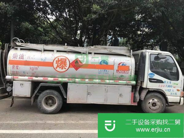 轉讓精品5噸油罐車