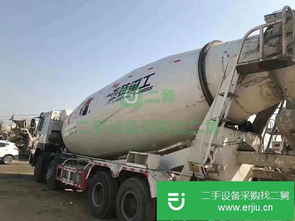 出售二手的17年國五豪沃22方攪拌車,亞特上莊,車長度11.84,支持分期