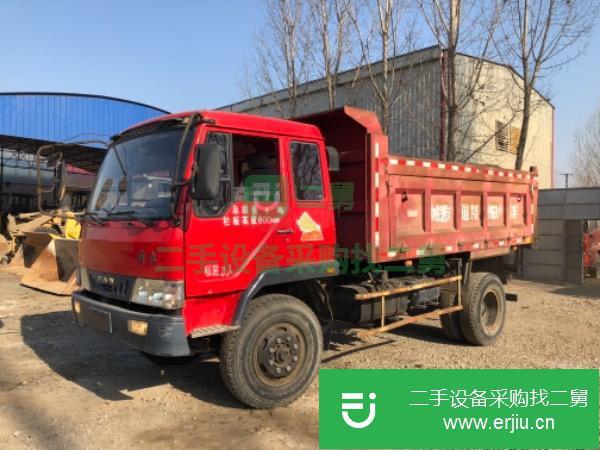 低價出售轉(zhuǎn)讓精品退役自卸車，八成新