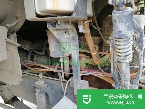 轉(zhuǎn)讓一六年?yáng)|風(fēng)天龍砂漿罐車(chē)牽引車(chē)
