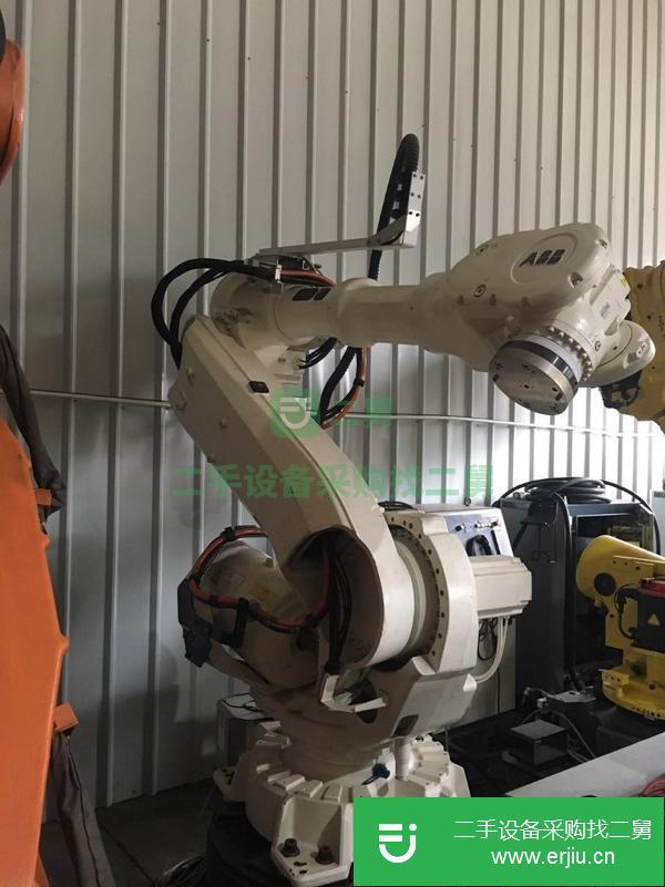 轉讓二手碼垛機器人,搬運機器人,焊接機器人,噴涂機器人