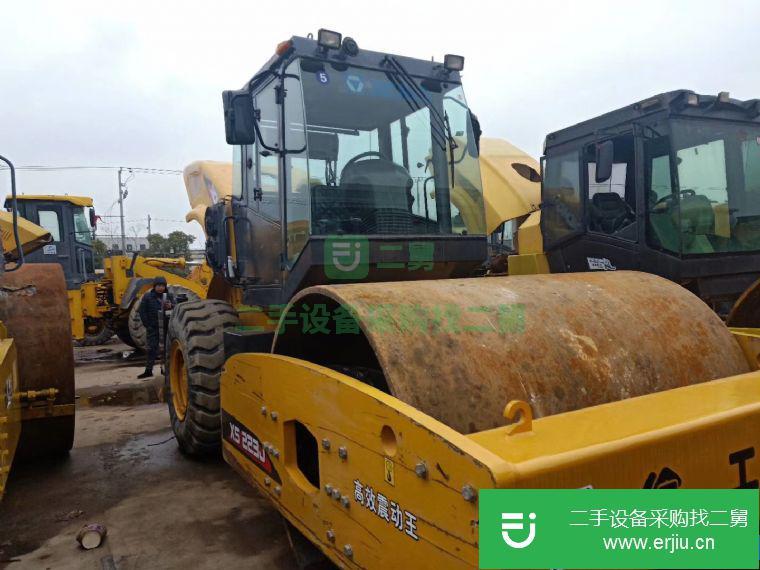 轉(zhuǎn)讓二手壓路機(jī)貨源充足