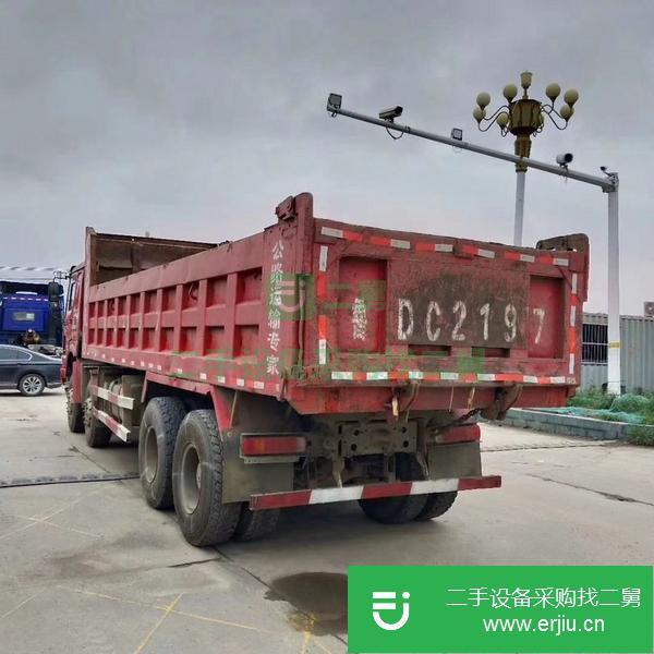低價出售一臺12年豪沃自卸車，7.6米國三排放，可提檔過戶
