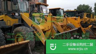 低價(jià)出售轉(zhuǎn)讓九成新品牌裝載機(jī)