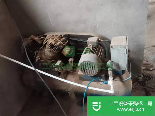 轉(zhuǎn)讓出售韓國進口空壓機，九成新。