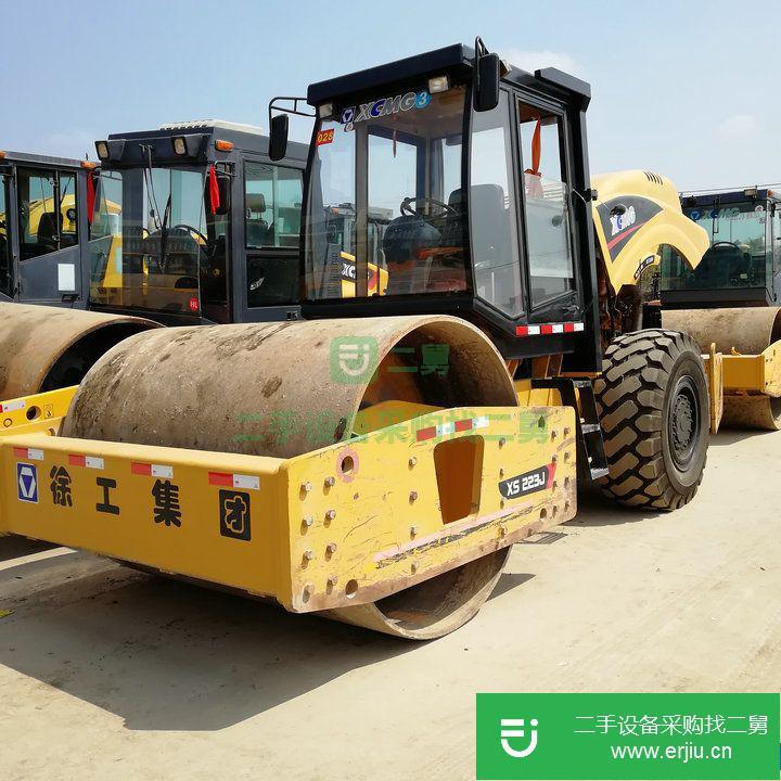徐工二手轉(zhuǎn)讓壓路機(jī)人出售