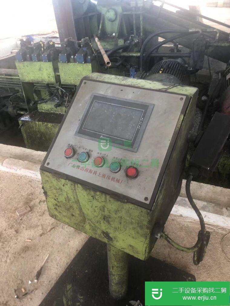 轉讓:金屬打包機全自動400噸電機兩個45,料箱2.5-2米
