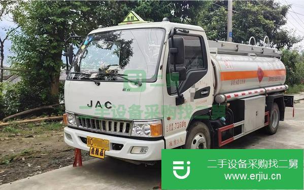 9.5成新江淮5噸油車出售,價格優惠2018年江淮加油車出售