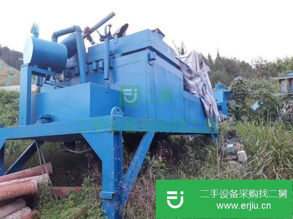 急急出售 雙90攪拌站 17年。帶8個罐子