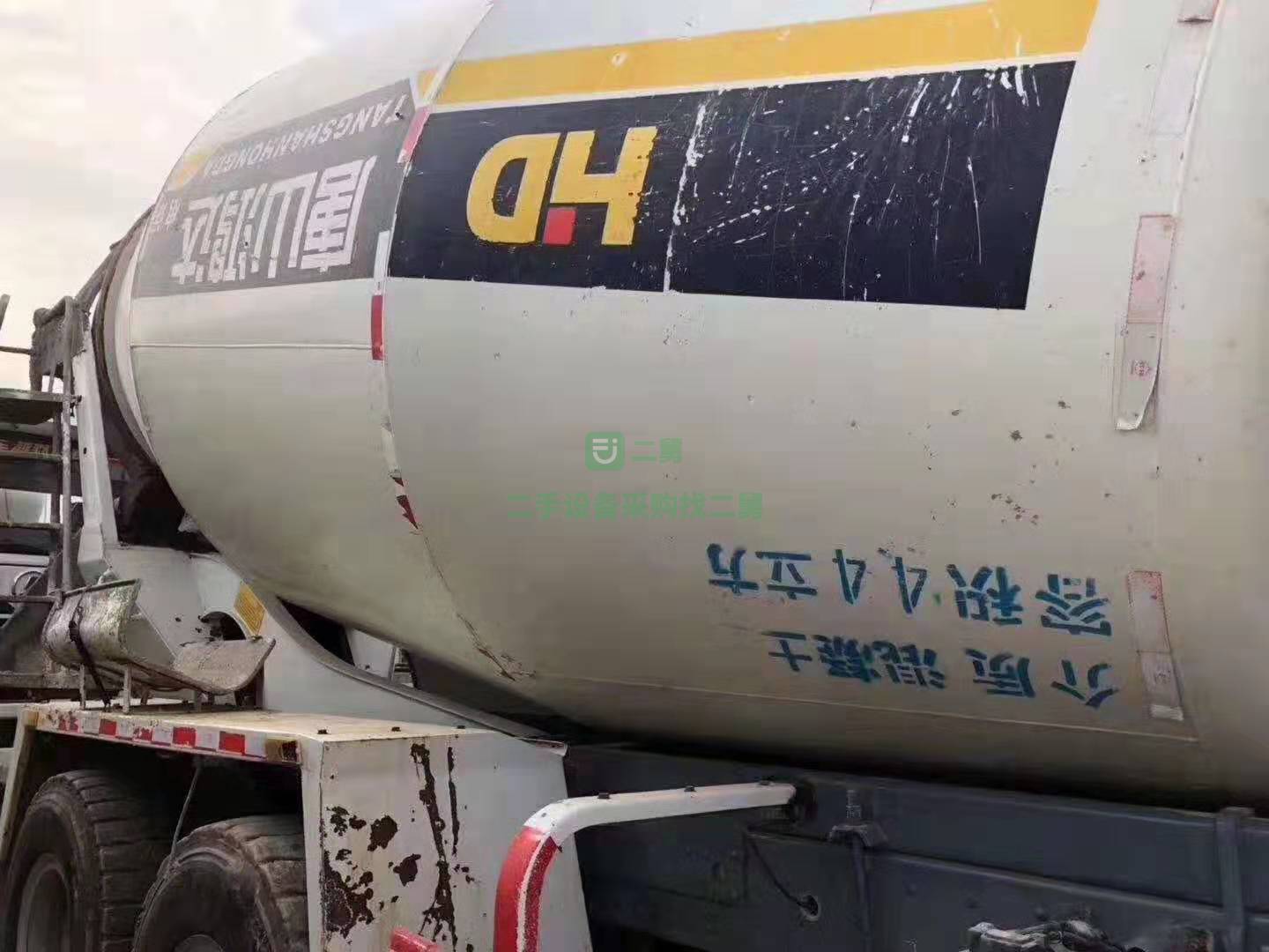 出售14年豪沃攪拌車  唐宏上裝    大12方罐
