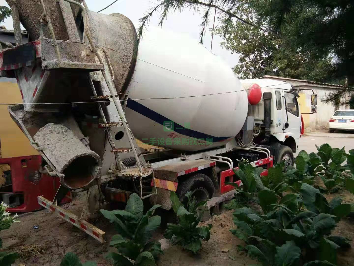 出售大運國五大7方攪拌車