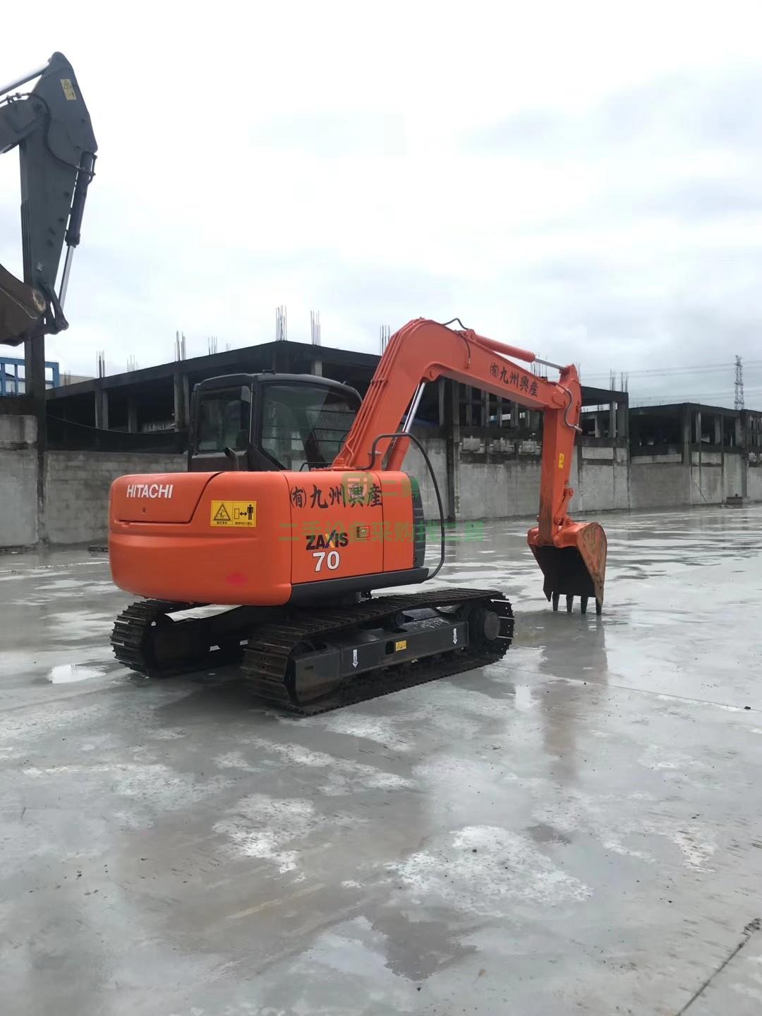 急售9成新挖掘機日立70ZX70上海市市轄區