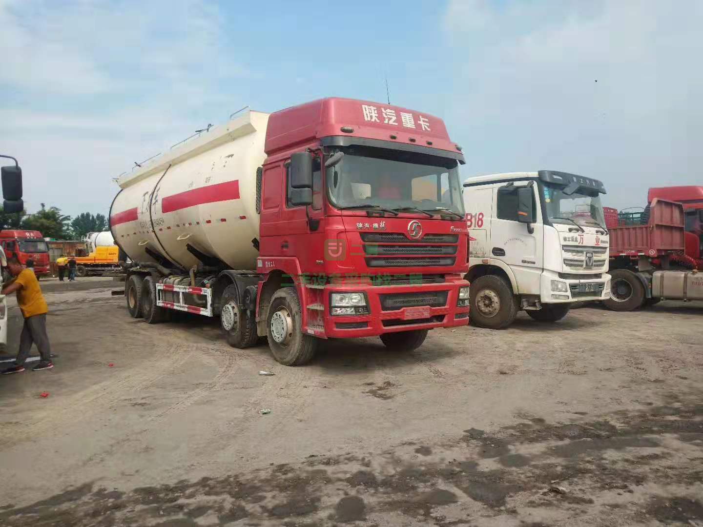 9成新攪拌車德龍甘肅省嘉峪關(guān)市