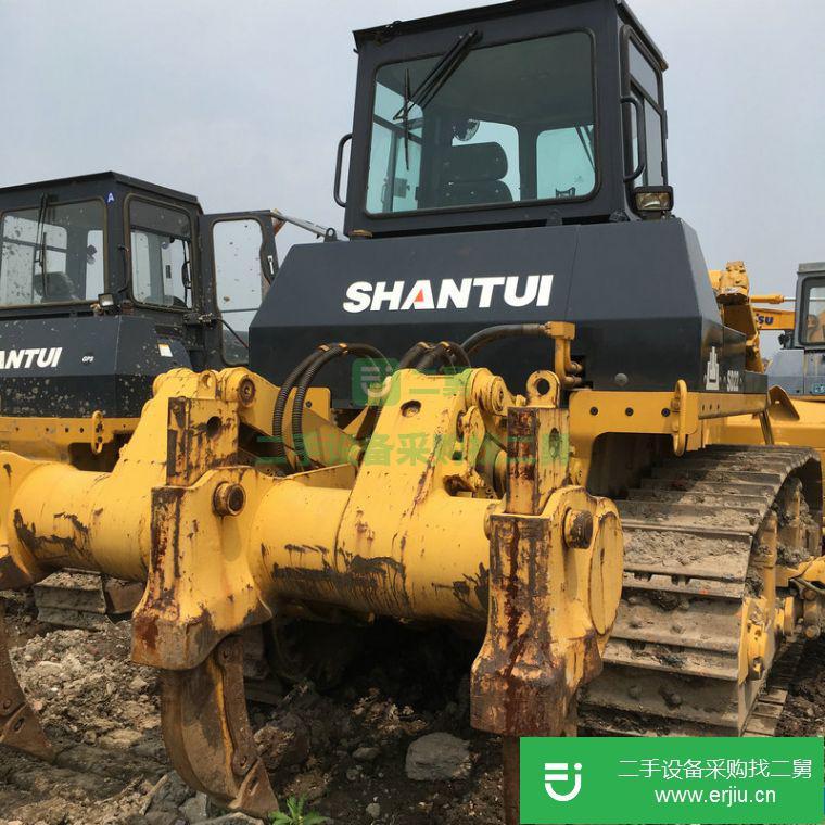 轉(zhuǎn)讓:出售二手推土機濕地160