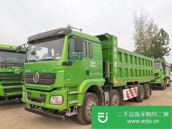 轉(zhuǎn)讓17年底，陜汽德龍工程車，福田歐曼，重汽豪沃后八輪綠色渣土車
