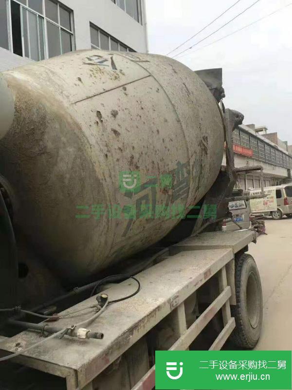出售二手國四小型攪拌罐車,6方罐,單橋,手續齊全