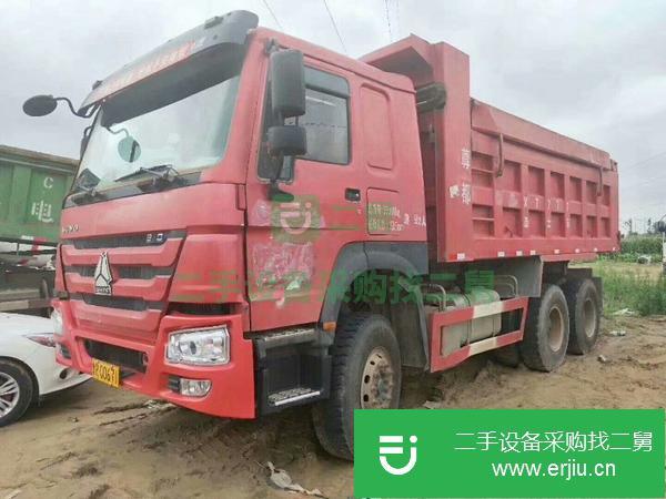 轉讓6臺二手的豪沃5.6米國四全手續包提檔帶環保蓋自卸車