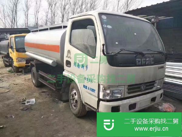 二手油罐車 低價(jià)出售