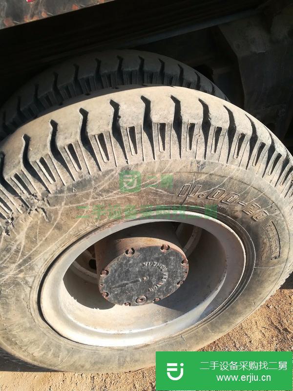 轉(zhuǎn)讓東岳十六噸吊車車況原版