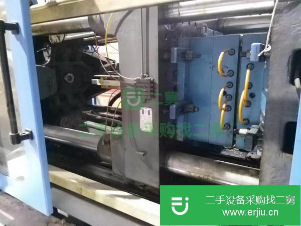 工廠轉(zhuǎn)讓二手海太250噸注塑機(jī)