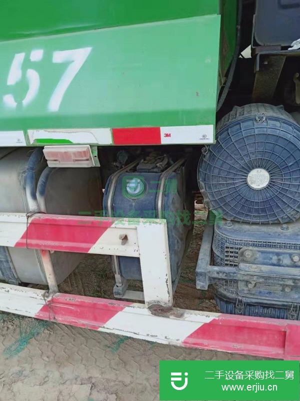 出售17年二手德龍自卸車 350馬力 后八輪